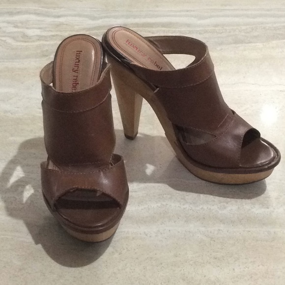 Leather Sandal Heels - Picture 1 of 3